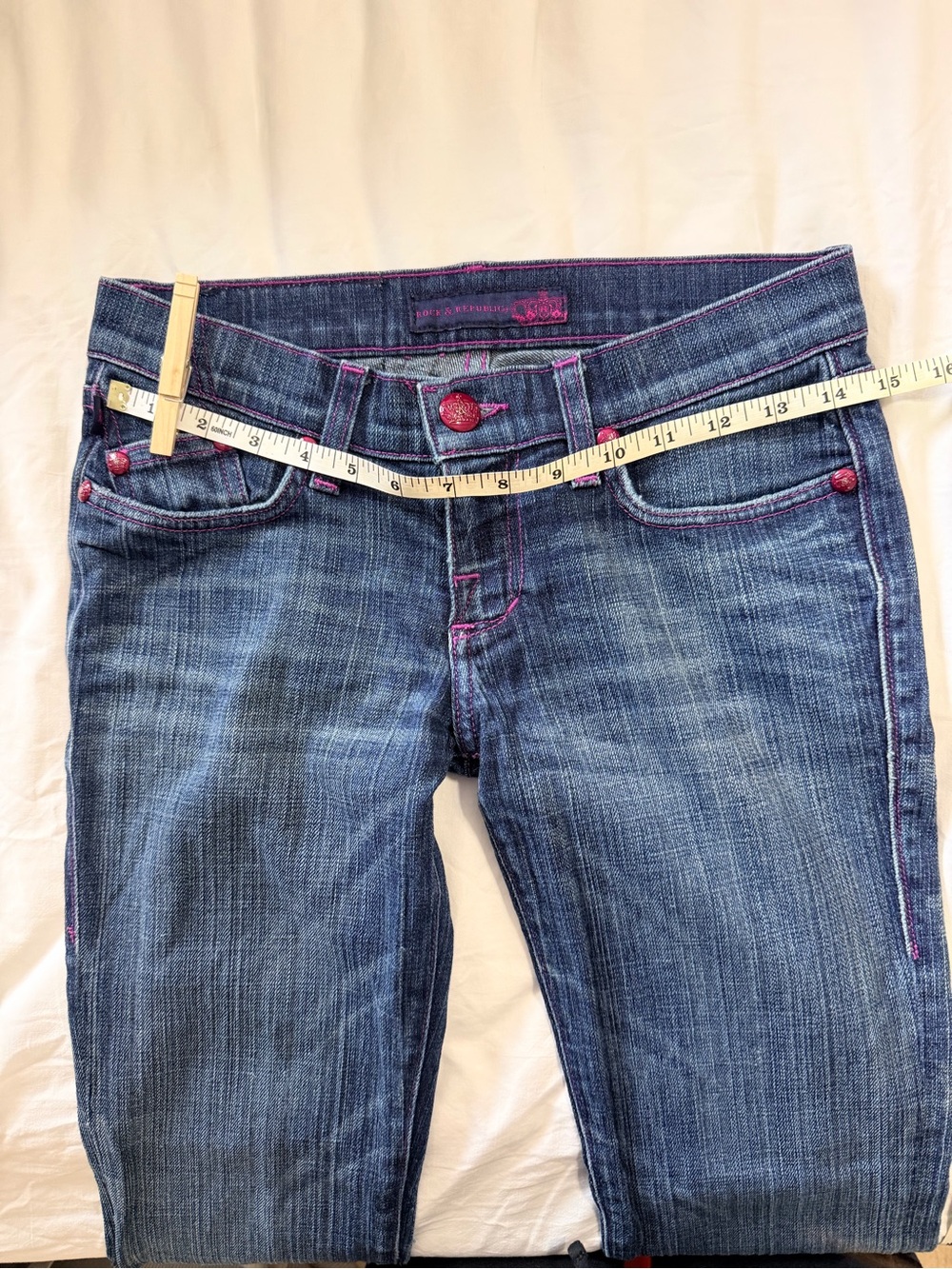 Rock & Republic Victoria Beckham Pink Crystal Crown Jeans - Picture 6 of 10